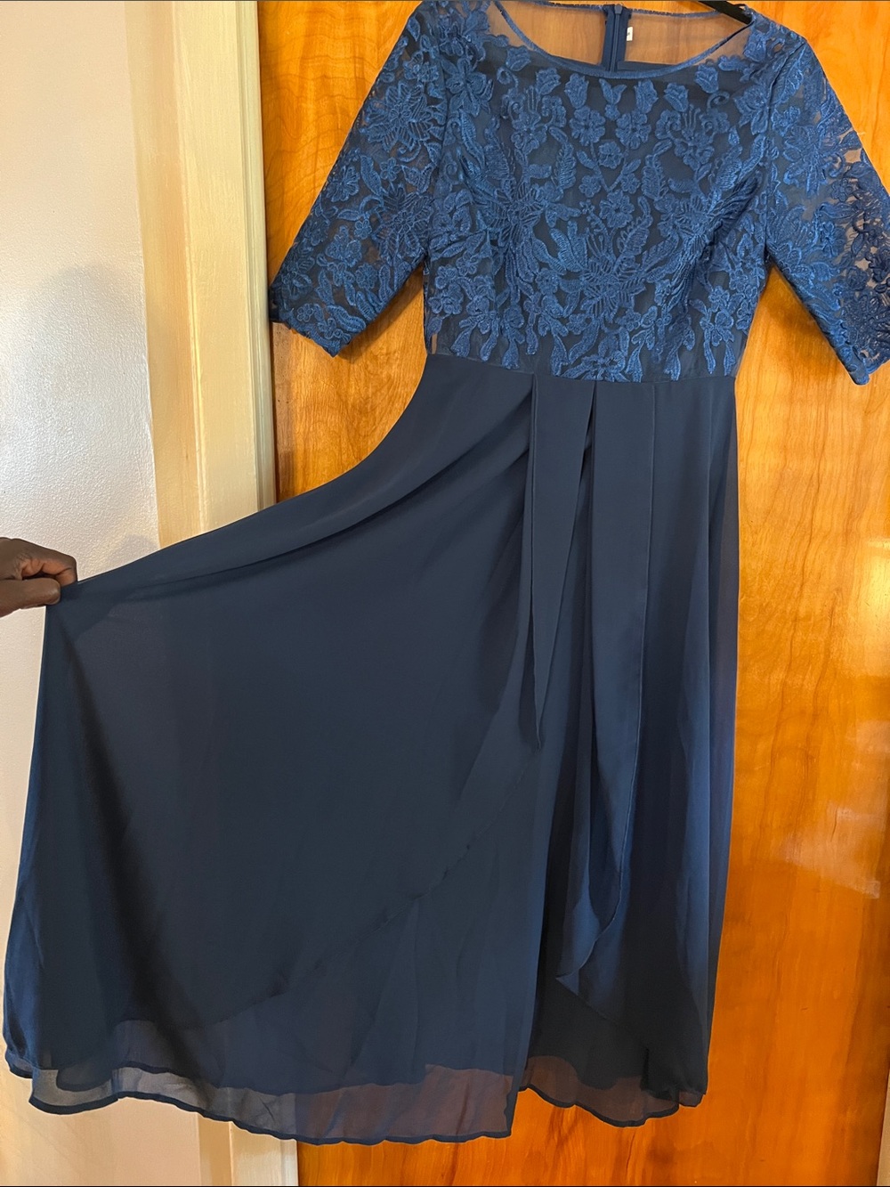 Elegant Navy Lace Bodice Dress - Picture 3 of 7
